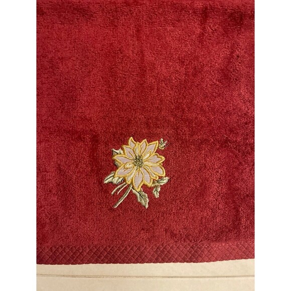 Avanti Floral Towel Bathroom Decor - Picture 6 of 9